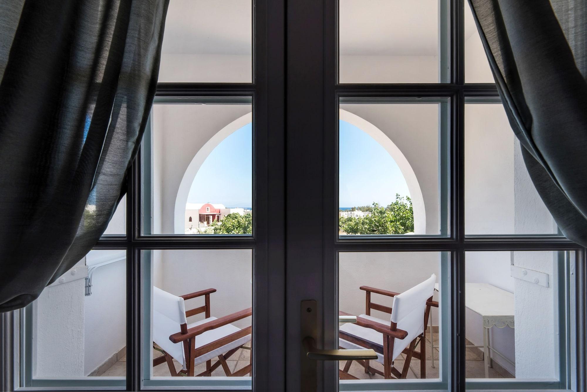 Lavarock Santorini Perissa  Exterior photo