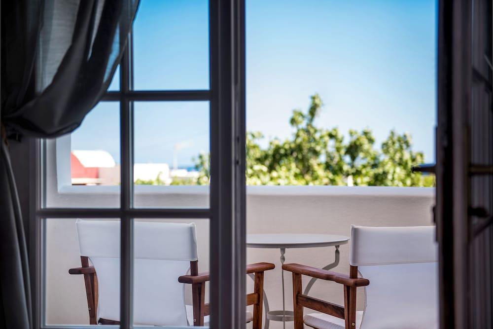 Lavarock Santorini Perissa  Exterior photo
